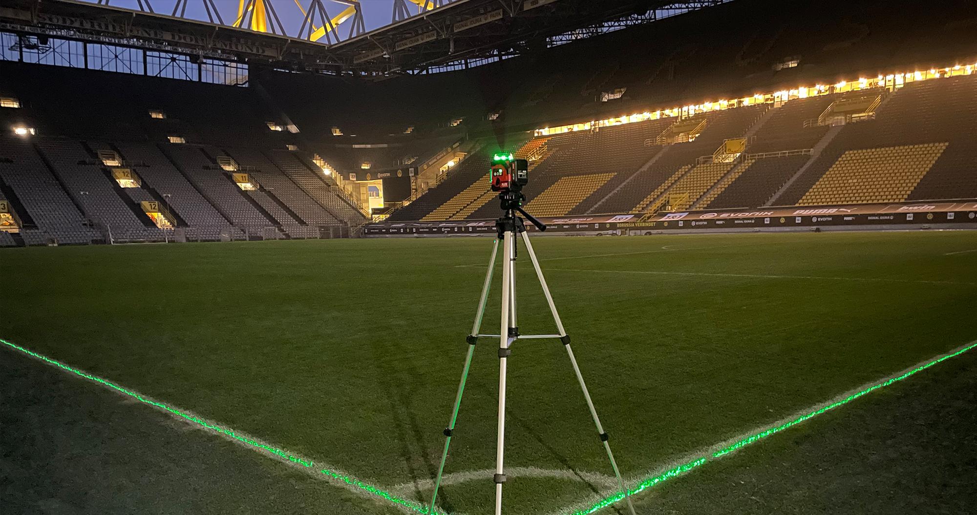 Draadloos facilitymanagement bij voetbalclub Borussia Dortmund: Acculasers van FLEX