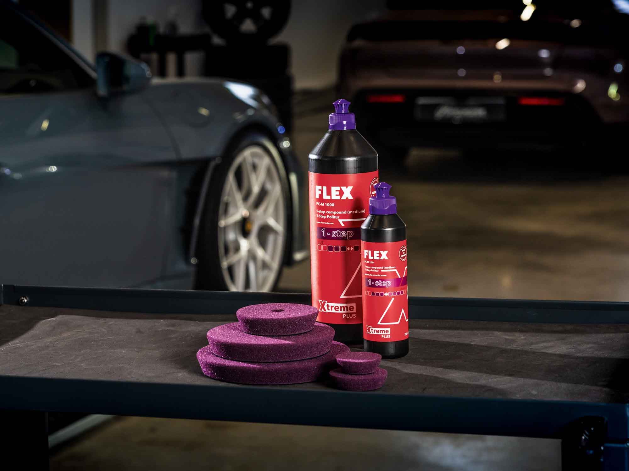 FLEX Politur und Pads für die 1-Step Aufbereitung in Profi-Detailinghalle